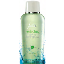 Daily Skincare Perfecting Toning